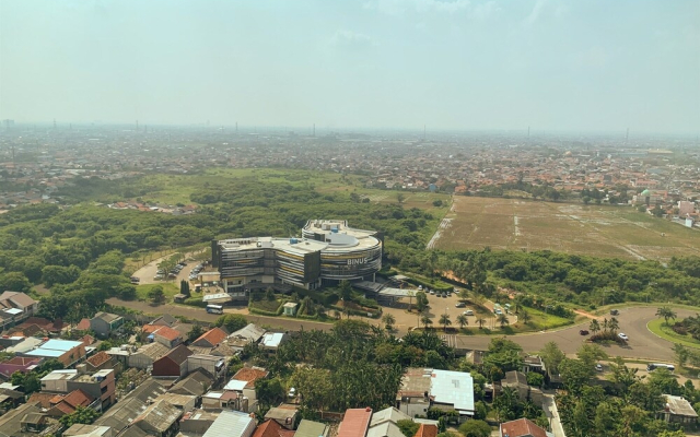 Lavish Studio At Springlake Summarecon Apartment