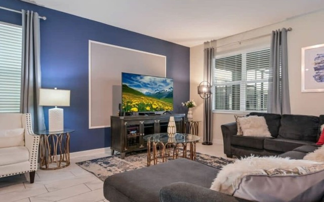 Charming Home Ideal Location Spacious Game Room