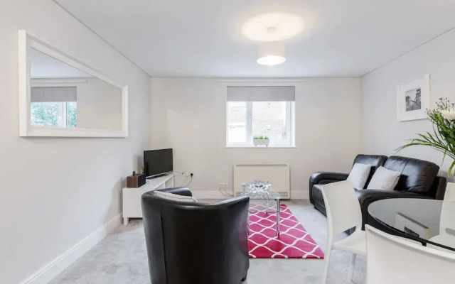 Marina Place by Roomspace Apartments