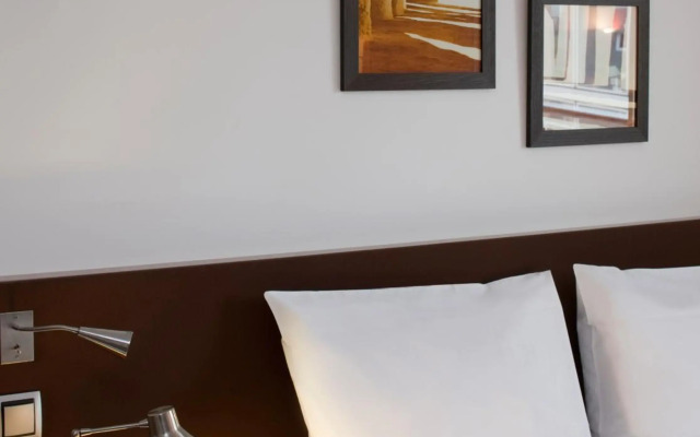 Residence Mercure Paris La Defense Grande Arche
