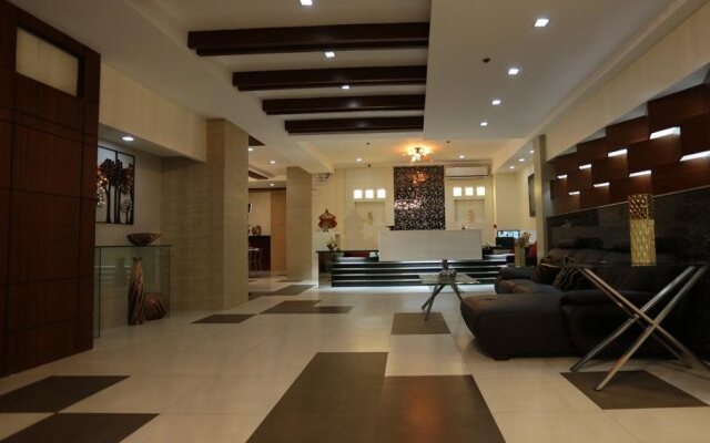 Ey Miner Suites Borromeo