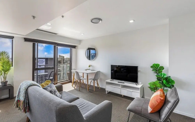 Contemporary 1Br City Escape  With Pool & Gym