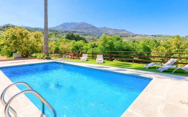 Casa Huerta Alejo Alozaina by Ruralidays