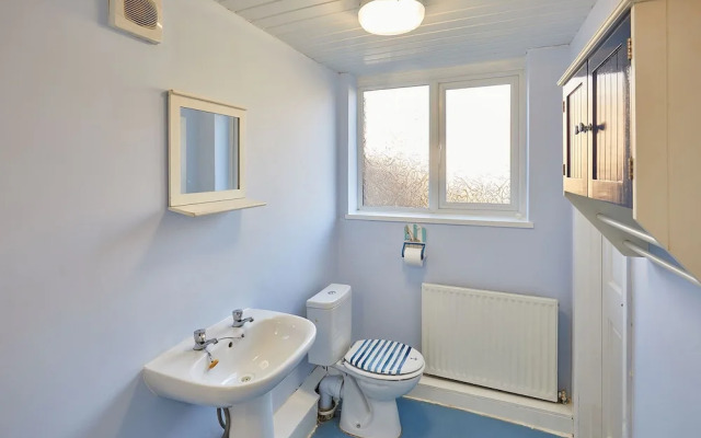 Host Stay Holyrood Lodge