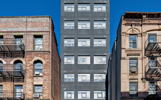 Orchard Street Hotel