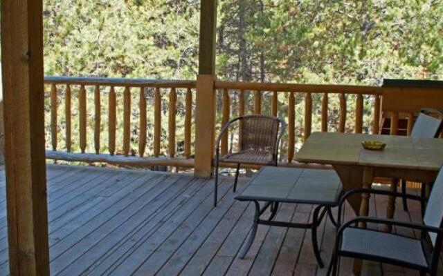 DiamondStone Guest Lodges