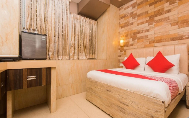 OYO Rooms Colaba