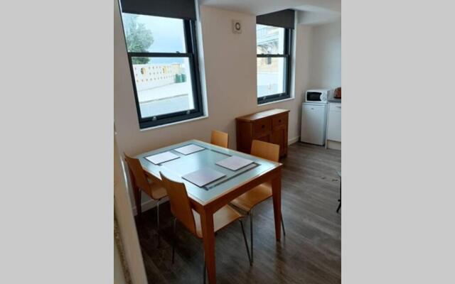 Spacious one bedroom family apartment -non smoker