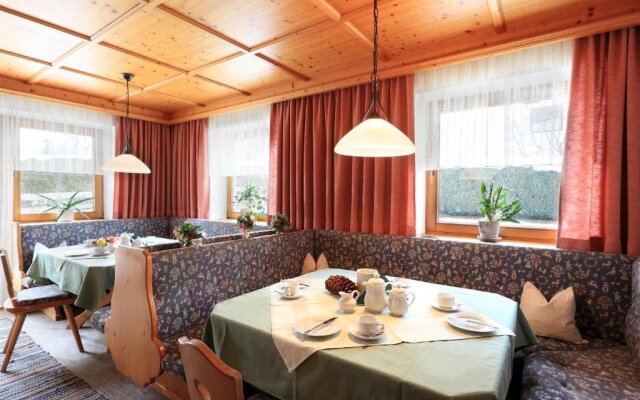 Haus Schroll