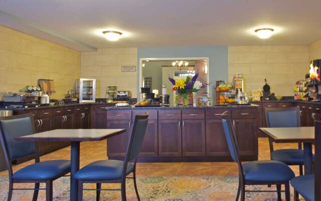 GrandStay Hotel & Suites Mount Horeb - Madison