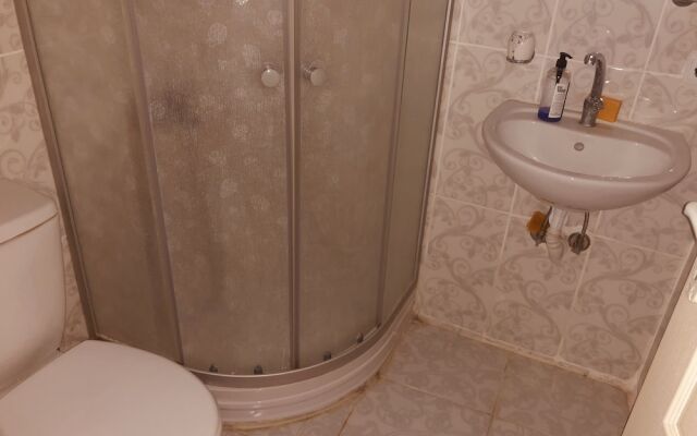 Teos Alesta Apart Pansiyon