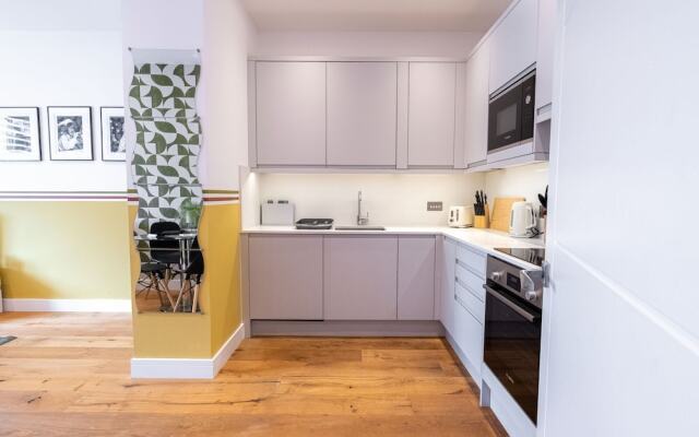 Burnham Beeches One-bedroom Apartment by Belvilla