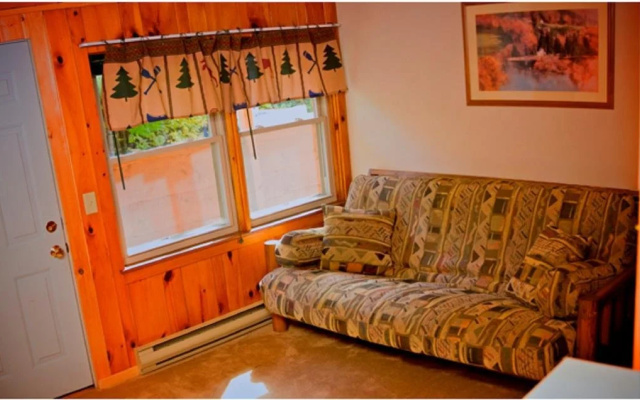 Adirondack Diamont Point Lodge