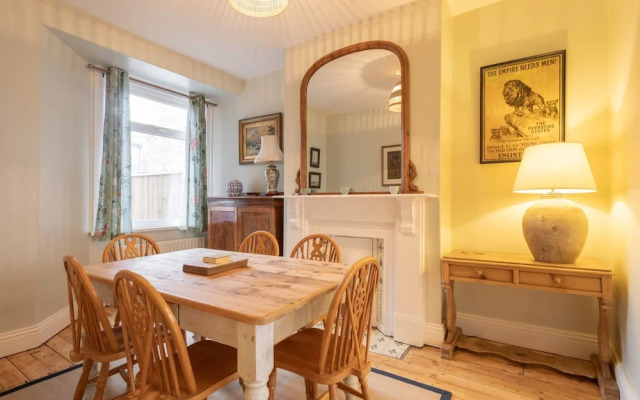 Host Stay Heather House