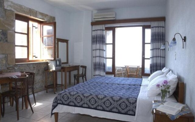 Hotel Liakoto