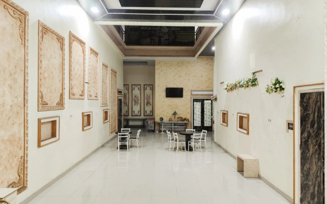 RedDoorz near Islamic Center Jambi – Guest Rooms – Jambi