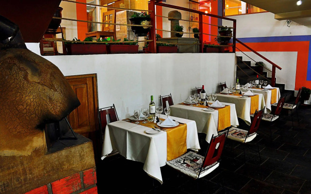 Intiqa Hotel