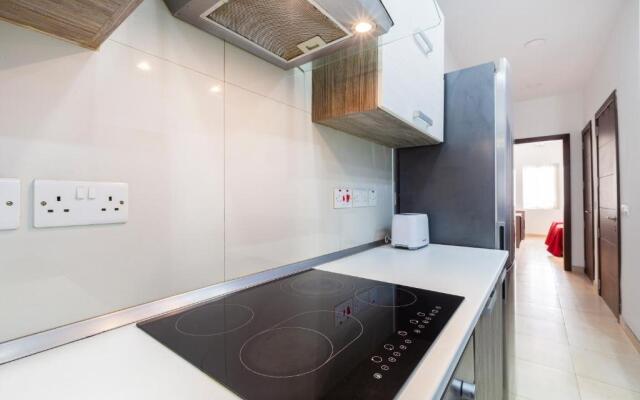 PC3- Centrally Located Apt-Close to University
