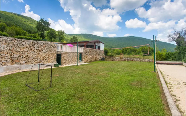 Seven-Bedroom Holiday Home in Dicmo