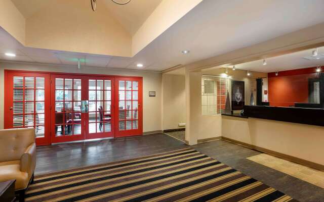 Extended Stay America Suites Fishkill Route 9