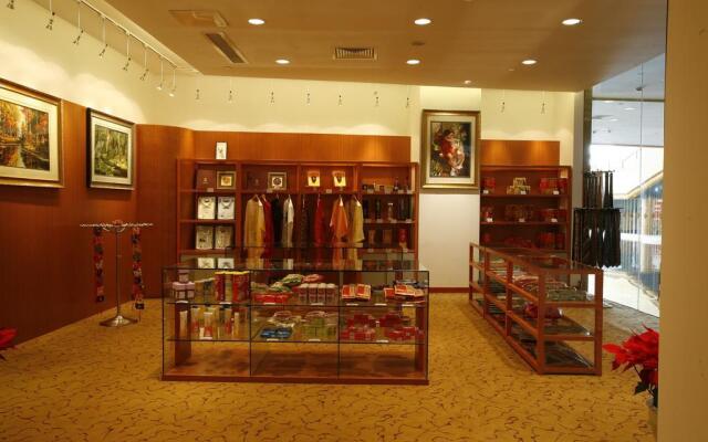 Runyang Huanlong Hotel