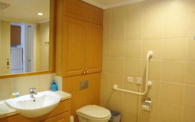 Haikou Hongheyuan Healthcare Holiday Hotel