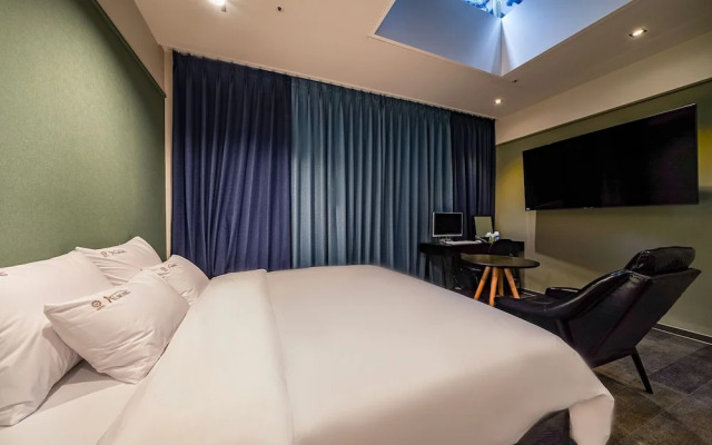 Yangsan Pyeongsan Den Bastar Hotel