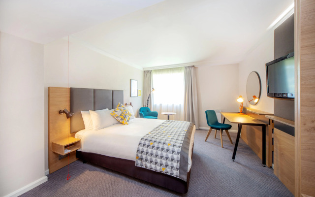Holiday Inn Reading South M4 Jct11 by IHG