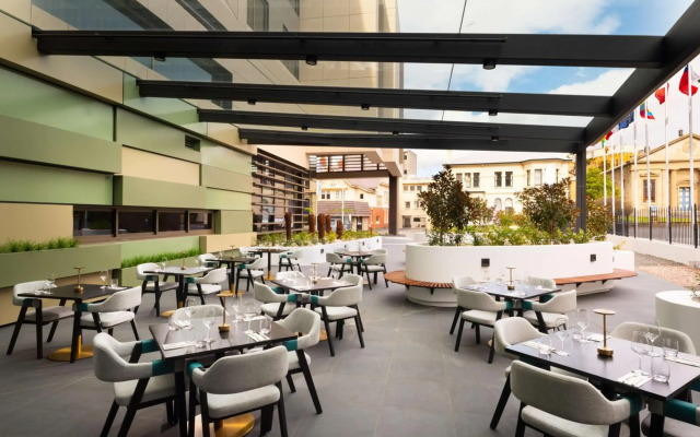 Doubletree By Hilton Hobart