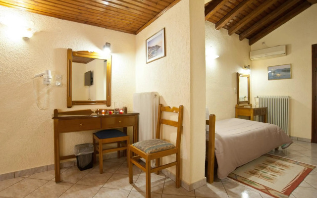 Hermes Delphi Hotel