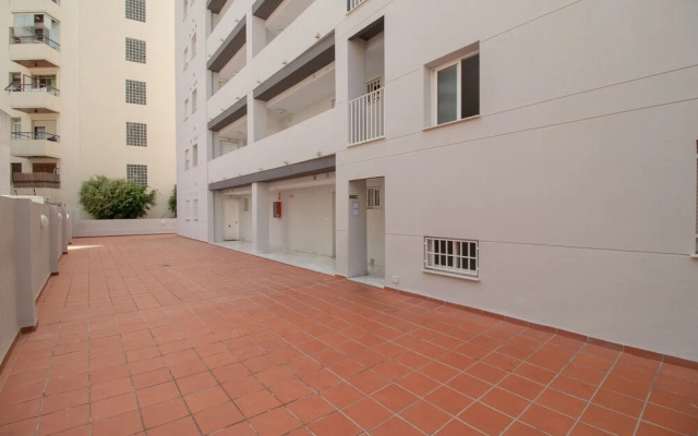 Nogalera 2 Bedroom Retro Apartment