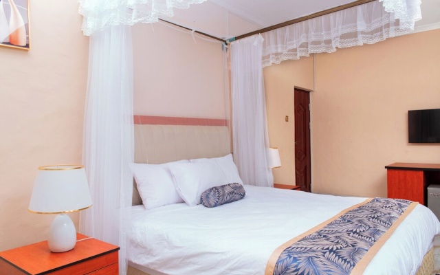 Lavish Suites