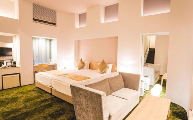 Roppongi Hotel S