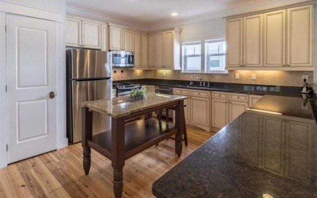 The Crystal Beach House - 1768742