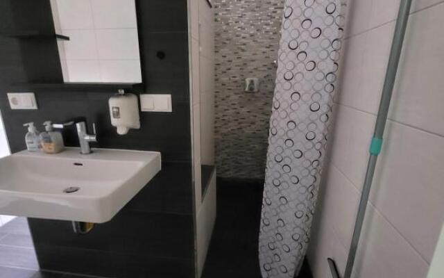 Seelze-Letter Monteurzimmer / Apartment / Messezimmer