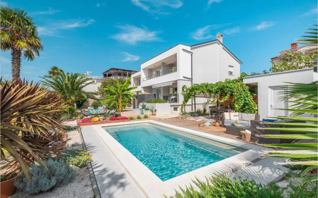 Holiday home Medulin Sad
