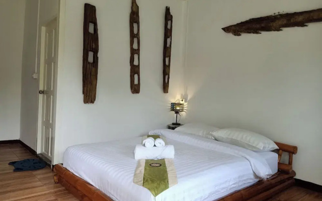 The Forest Hill Cafe & Homestay