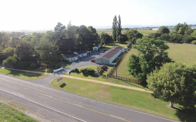 Tower Road Motel