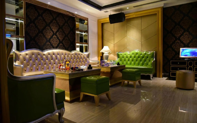 Kande Grand Land Hotel
