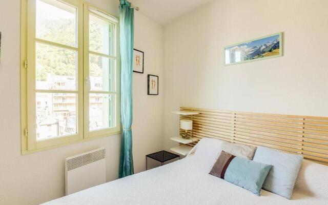 Appartement Cauterets, 2 pièces, 6 personnes - FR-1-401-19