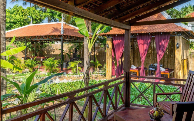 Authentic Khmer Village Resort