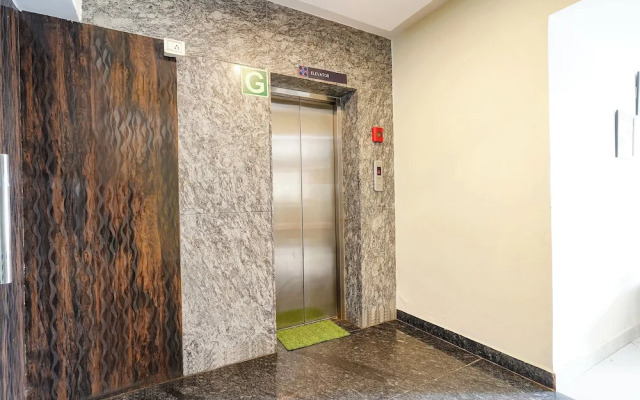 FabHotel Royal Wood Premier - Near Karnataka Golf Association, Domlur