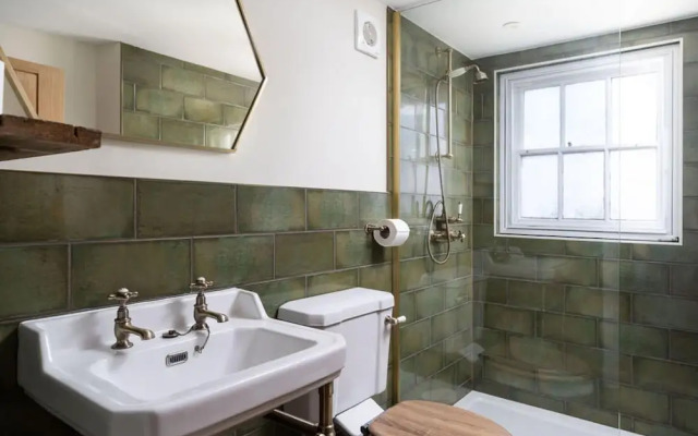 Flat2-cwh One Bedroom Apartment Central Penzance