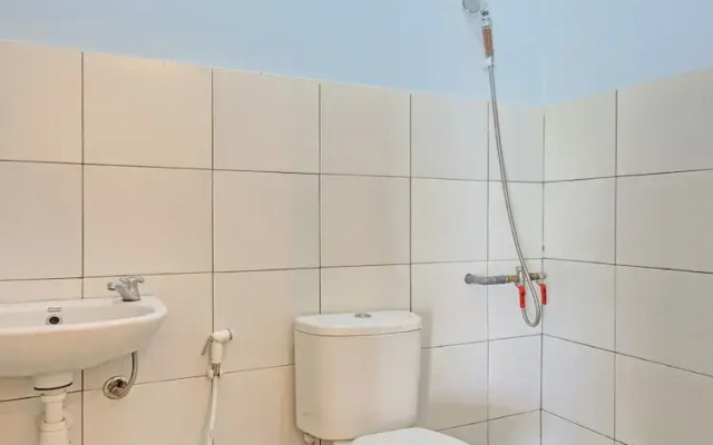 OYO 3208 Villa Inn App Trawas Bintaro Syariah