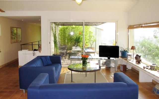 Sainte Claire (HYE150)