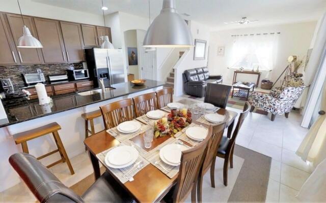 Bella Vida Resort 470 - Four Bedroom Villa with Private Pool