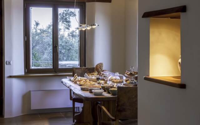 Dionysos Luxury Villa