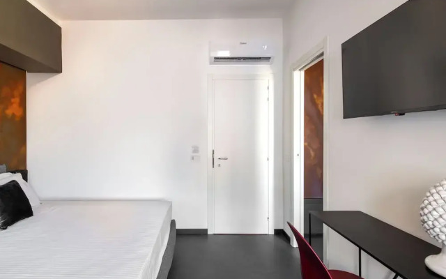 Massimo Foyer 53 by Wonderful Italy