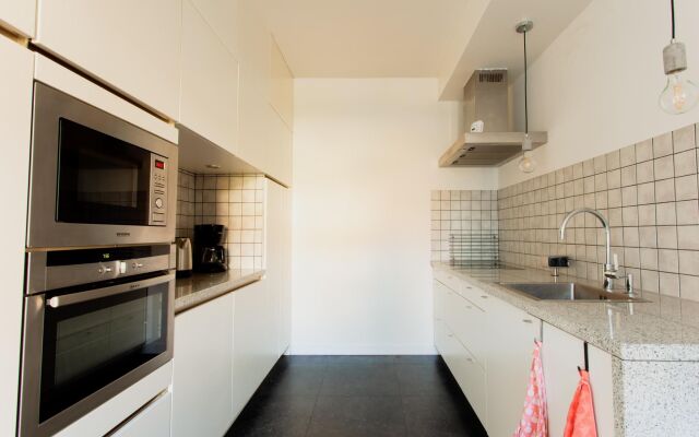 Charming Villa Near Maastricht and Hillside