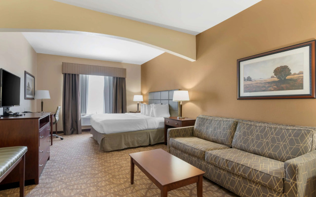 Best Western Plus Butterfield Inn